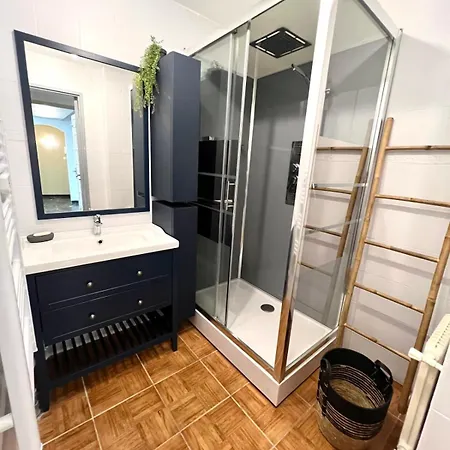 Апартаменты Ponteil - 4 People - Terrace Антиб