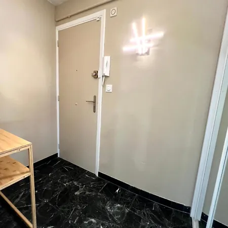 Апартаменты Ponteil - 4 People - Terrace Антиб